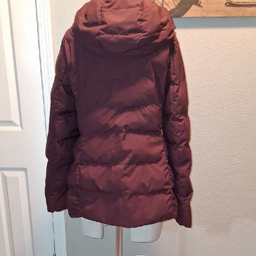 32 Degrees Maroon Puffer Jacket - image 4